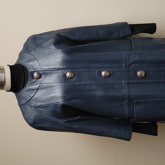 Early 60s Slate Blue Leather Coat Size 6 - Picture 6 of 17
